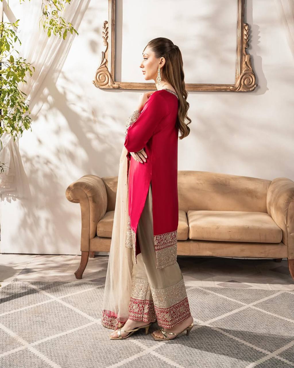 Top and pant and dupata
