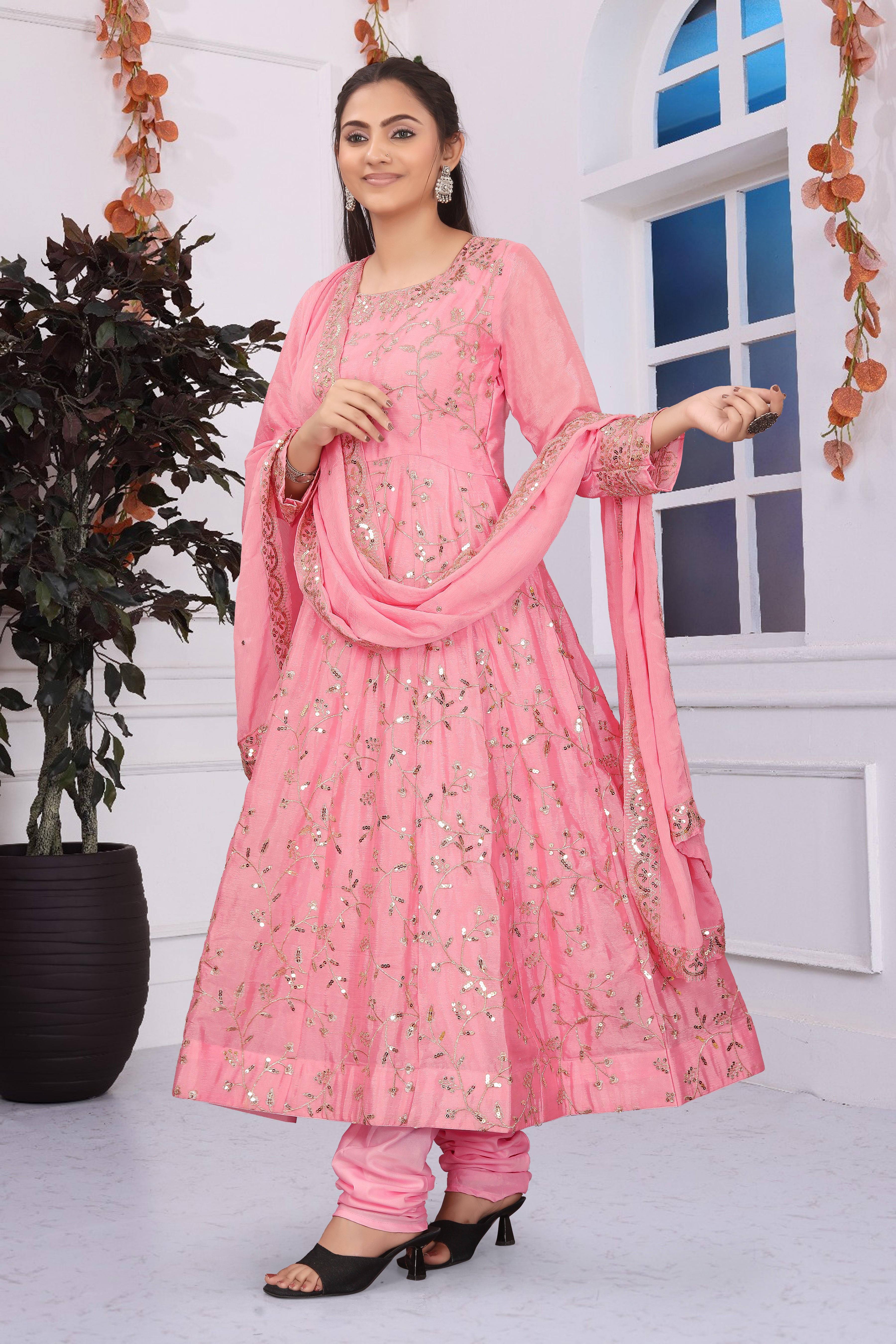 Women Embroidered Kurta With Churidar & Dupatta Kurta Sets