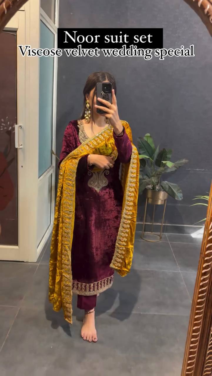 *Launching New Designer Party Wear Look Top-Dupatta and Fully Stiched Bottom:-ZSR3095
