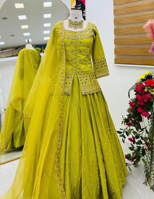Luxurious Ethnic Lengha Suit Set with Exquisite Embroidery Work