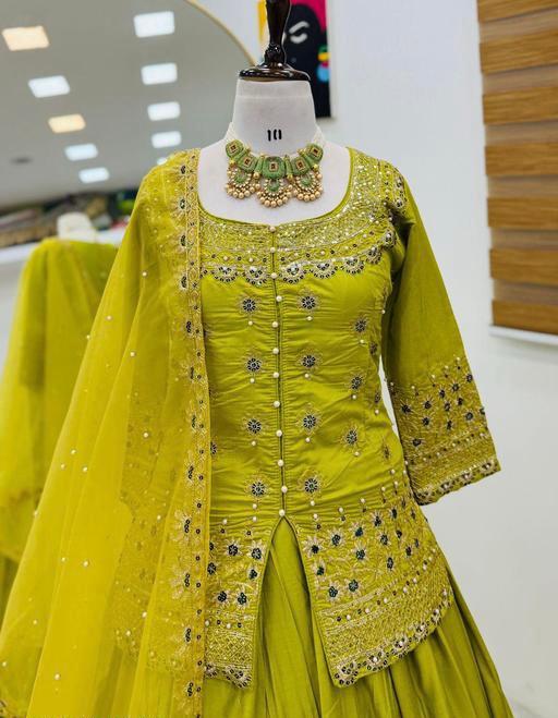 Luxurious Ethnic Lengha Suit Set with Exquisite Embroidery Work