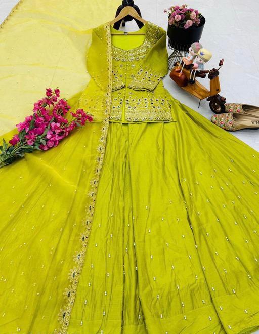 Luxurious Ethnic Lengha Suit Set with Exquisite Embroidery Work