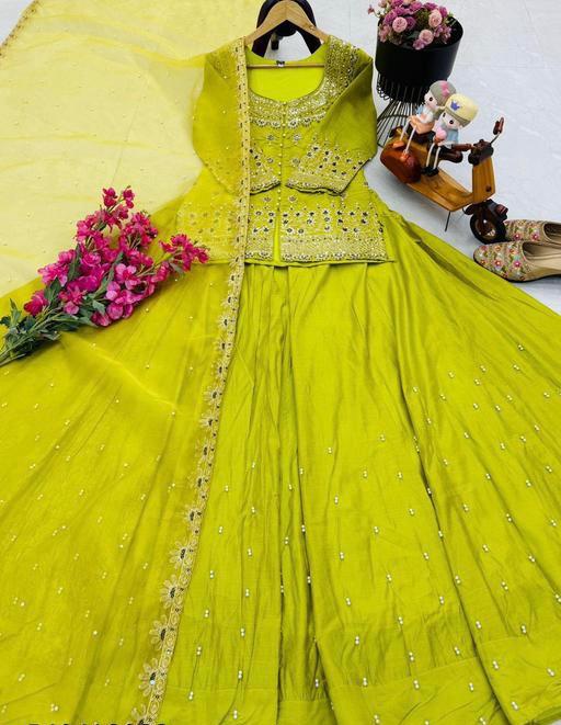 Luxurious Ethnic Lengha Suit Set with Exquisite Embroidery Work