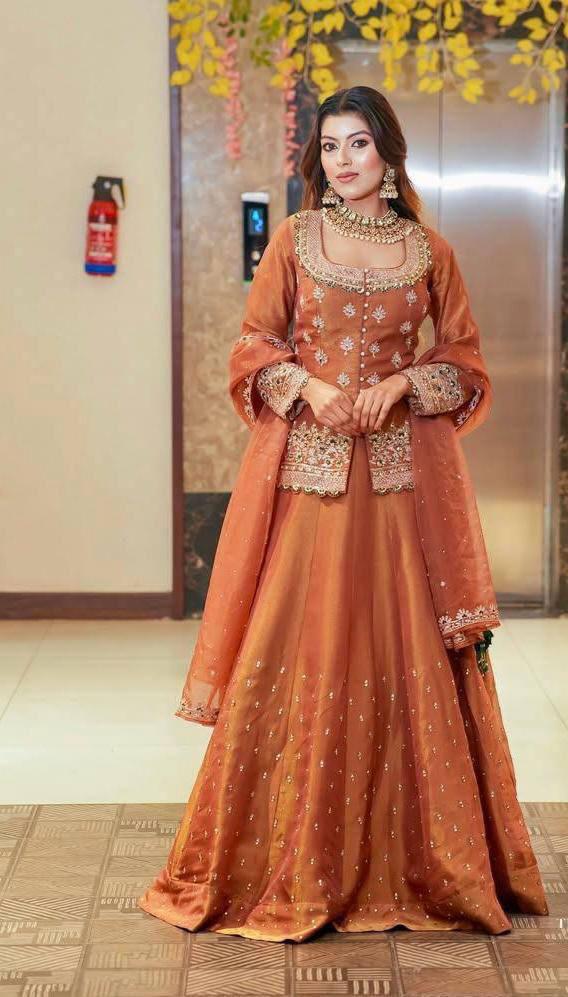 Luxurious Ethnic Lengha Suit Set with Exquisite Embroidery Work