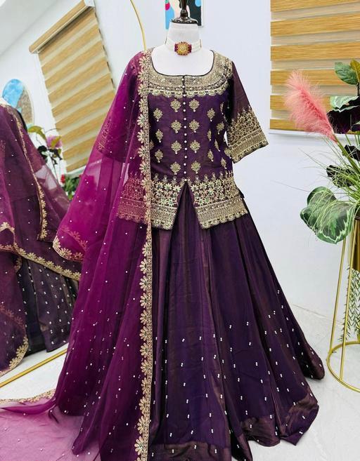 Luxurious Ethnic Lengha Suit Set with Exquisite Embroidery Work