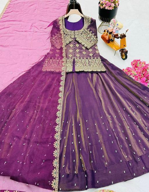Luxurious Ethnic Lengha Suit Set with Exquisite Embroidery Work