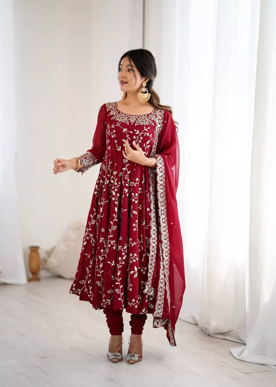Women Embroidered Kurta With Churidar & Dupatta Kurta Sets