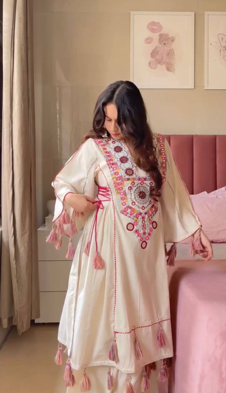 Vritika Pure Khadi Cottan Mirror Tassel Co-ord Set
