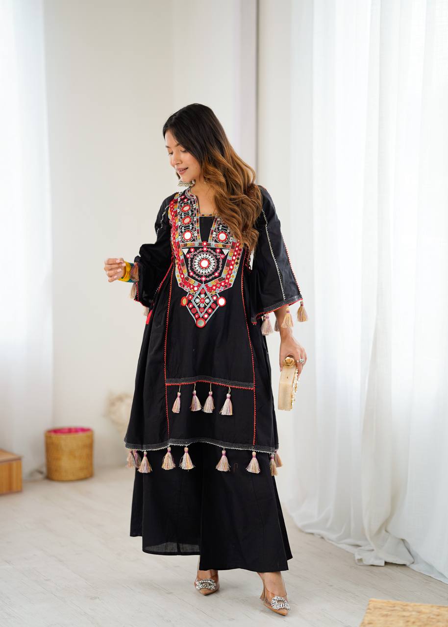 Vritika Pure Khadi Cottan Mirror Tassel Co-ord Set