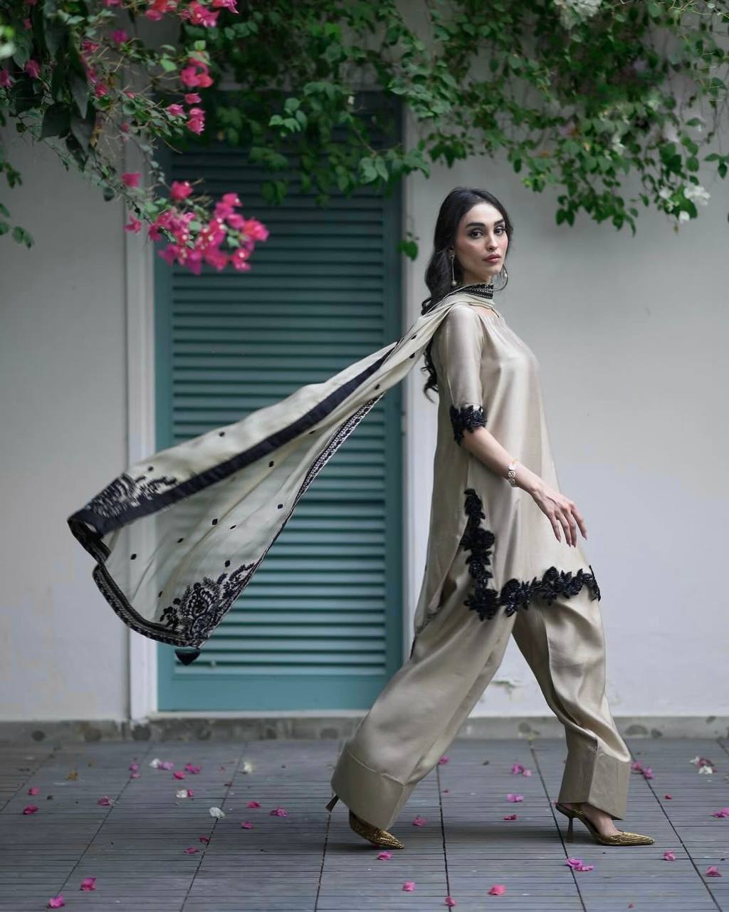 Georgette Embroidered Suit Set for Women – Kurti, Farshi Pant & Dupatta